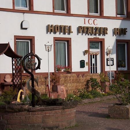 Icc Pfaelzer Hof - Hotel & Seminarhaus เชอเนา ภายนอก รูปภาพ